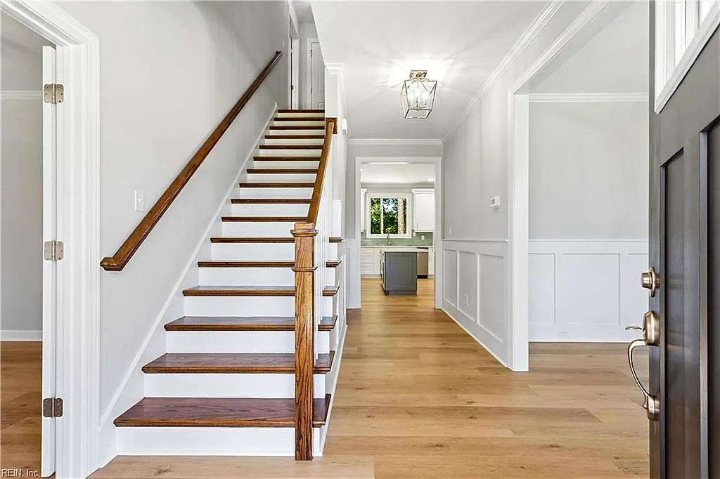 111 Mill RD, YORKTOWN VA 23693 - Photo 5