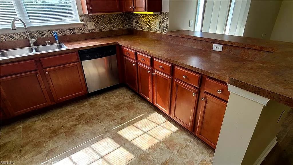 932 Southmoor DR #101, VIRGINIA BEACH VA 23455 thumb 9