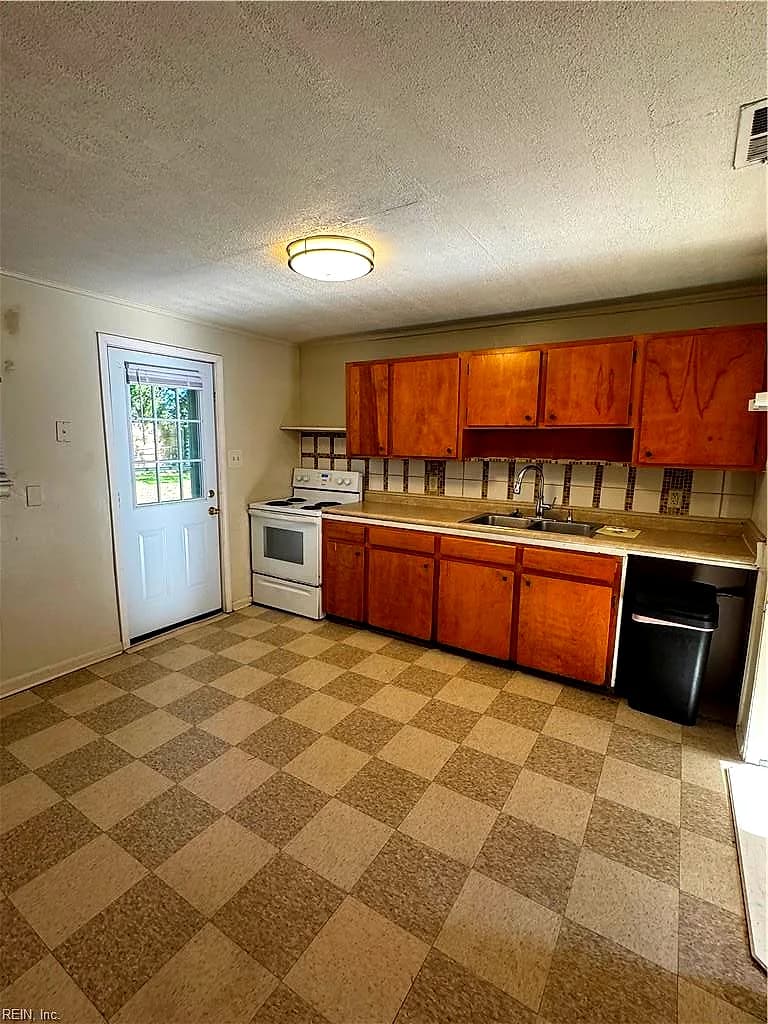 221 Remus LN, VIRGINIA BEACH VA 23452 thumb 10