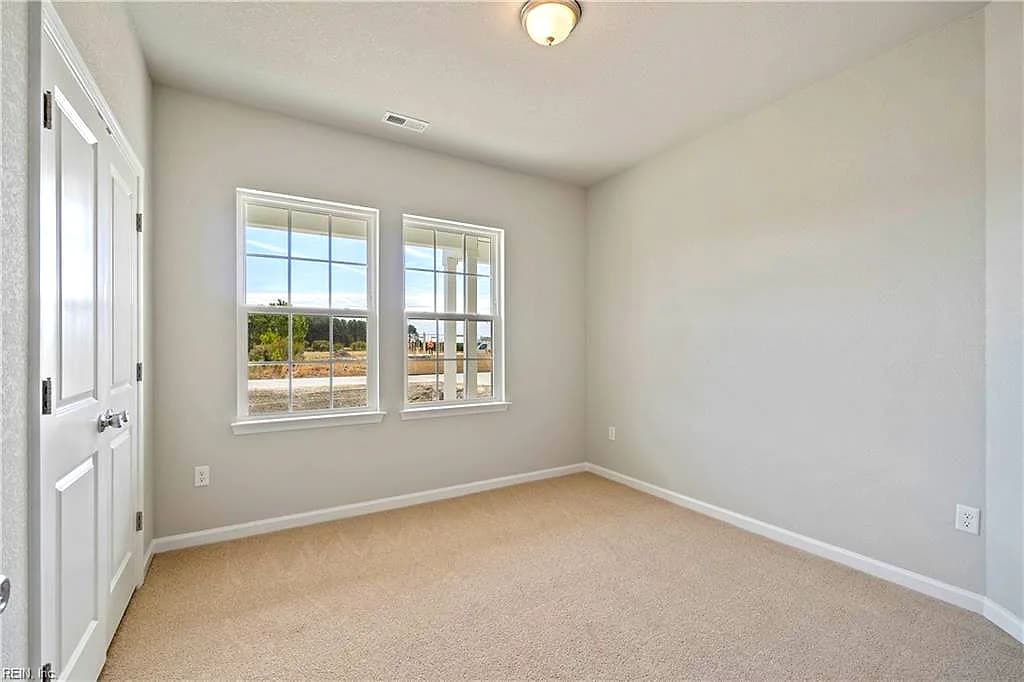 207 Strawberry Acres DR, ELIZABETHCITY NC 27909 thumb 7