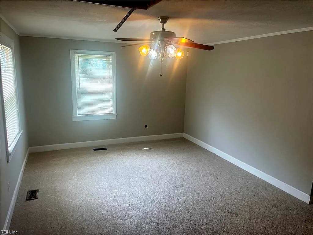 401 Shenandoah RD, HAMPTON VA 23661 - Photo 4