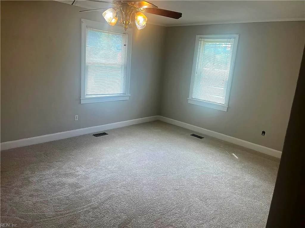 401 Shenandoah RD, HAMPTON VA 23661 - Photo 5