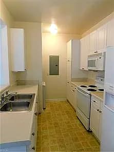 2381 Wessington DR, VIRGINIA BEACH VA 23454 thumb 9