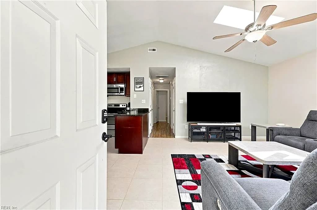 2716 Lens AVE, NORFOLK VA 23509 thumb 10