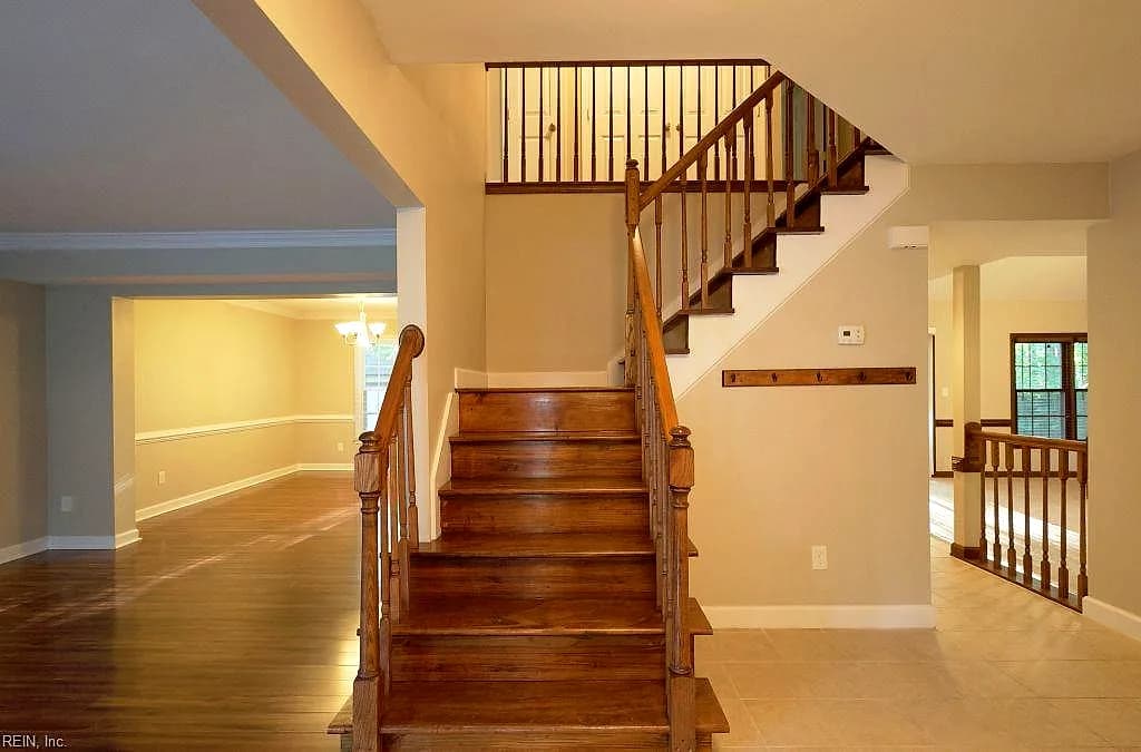 302 Peachtree LN, YORKTOWN VA 23693 - Photo 4