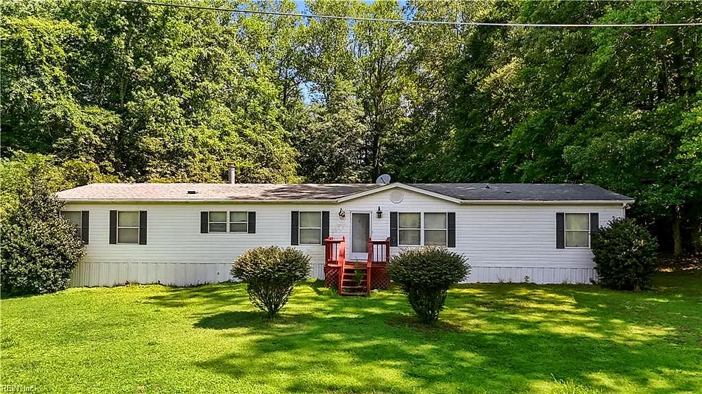 191 River RD, CLAREMONT VA 23899 - Photo 4