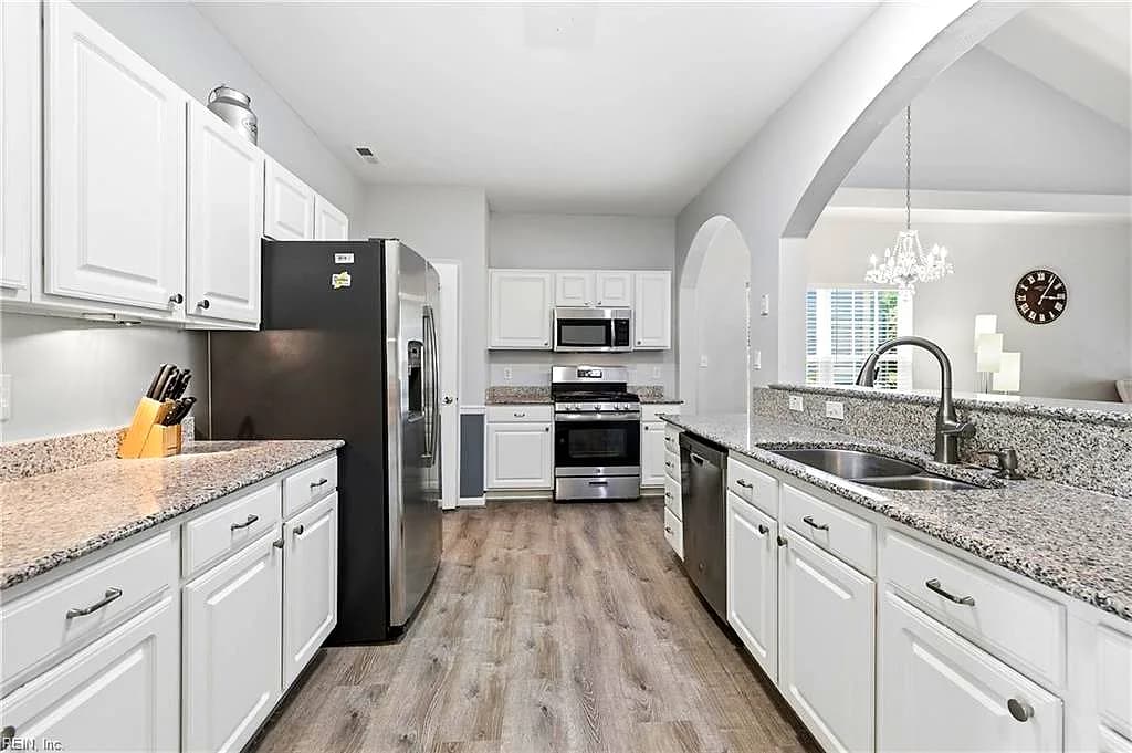 2720 Einstein DR, VIRGINIA BEACH VA 23456 thumb 7
