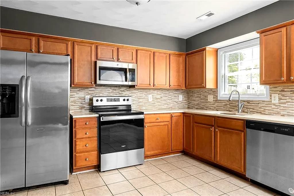 633 W 29th ST, NORFOLK VA 23508 thumb 10