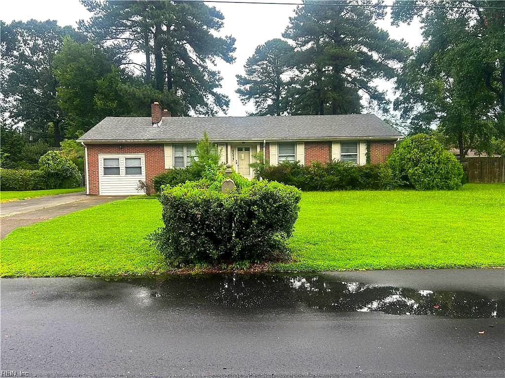 4024 Oak DR, CHESAPEAKE VA 23321 - Photo 3