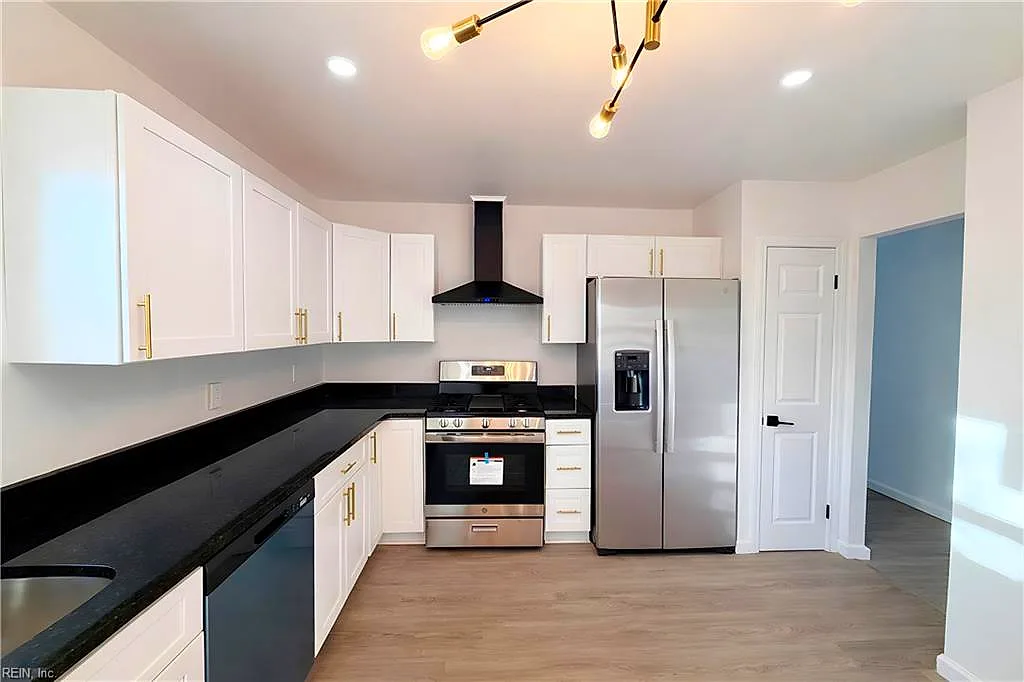 4111 Williamson ST, CHESAPEAKE VA 23324 thumb 8