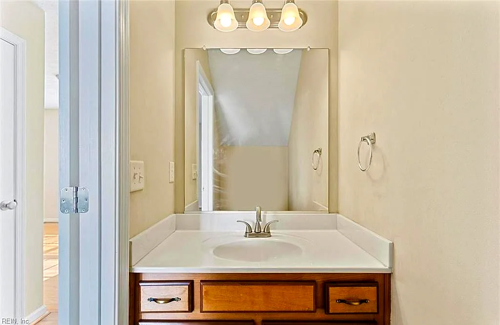 108 Ripon WAY, NEWPORT NEWS VA 23608 thumb 7
