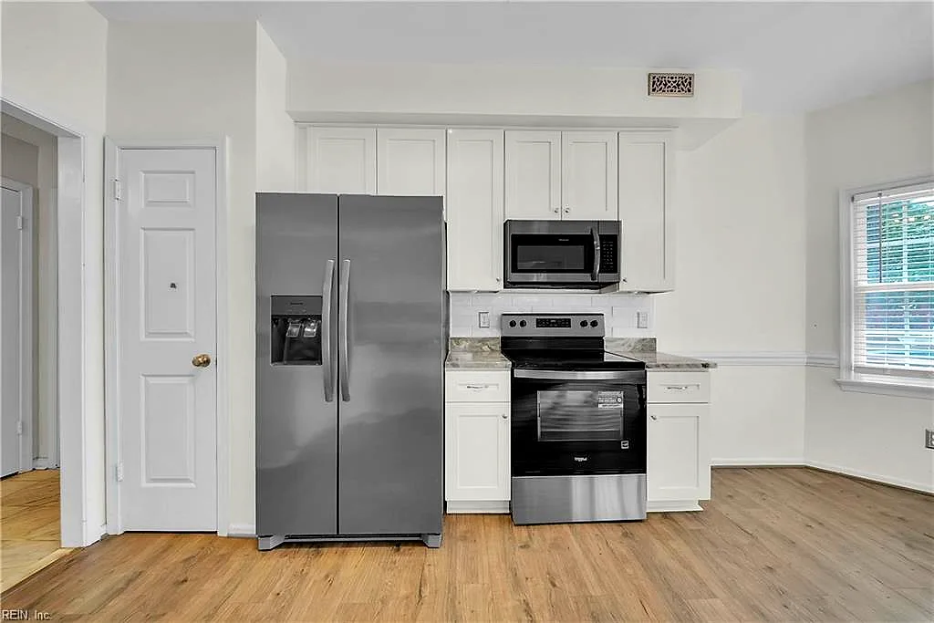 884 Melrose TER, NEWPORT NEWS VA 23608 thumb 8
