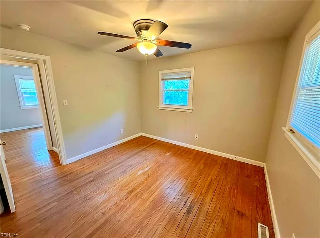 2713 Saint Mihiel AVE, NORFOLK VA 23509 thumb 8