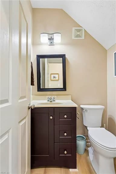 112 Jesse ST, YORKTOWN VA 23693 thumb 10