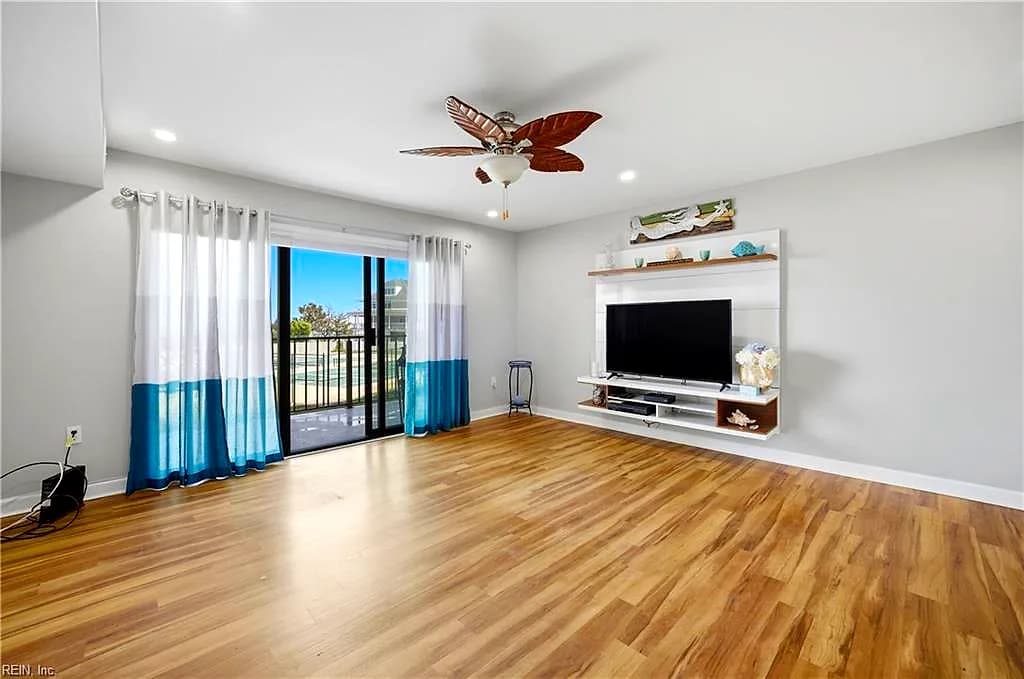 100 E Ocean View AVE #210, NORFOLK VA 23503 thumb 7