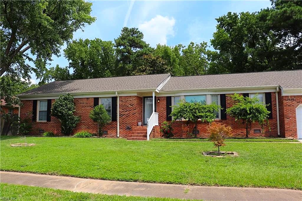 2301 Georgetown Boulevard BLVD, CHESAPEAKE VA 23325 - Photo 3