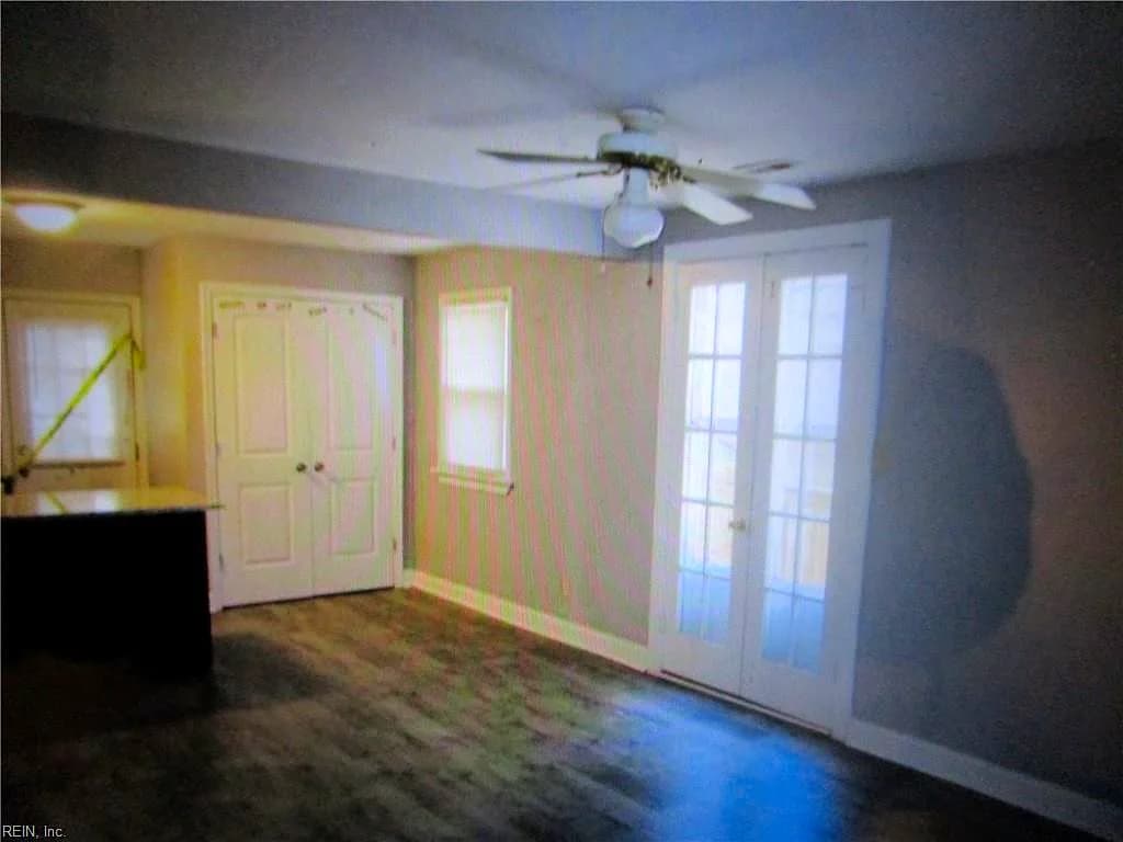 9396 PINE TREE RD #B, NORFOLK VA 23503 - Photo 4