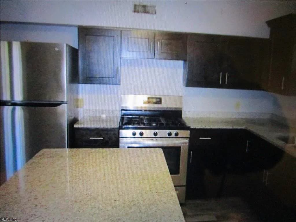 9396 PINE TREE RD #B, NORFOLK VA 23503 thumb 6
