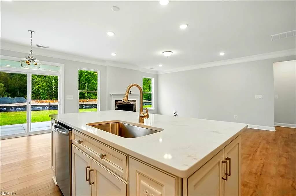 1311 Wharf Hill DR, SMITHFIELD VA 23430 thumb 11