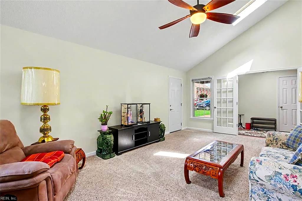 844 Yorkshire LN, NEWPORT NEWS VA 23608 thumb 8