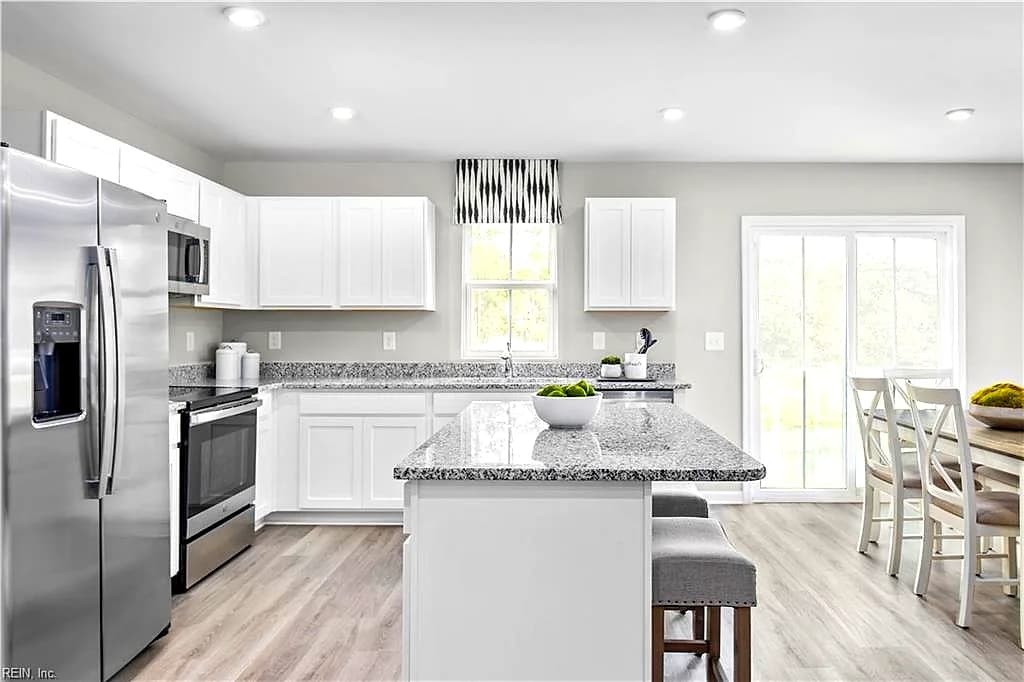204 Summit View LN, FRANKLIN VA 23851 - Photo 5