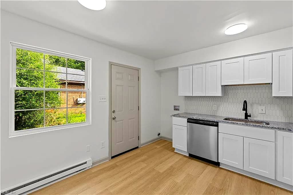 3004 Illinois AVE, NORFOLK VA 23513 thumb 8