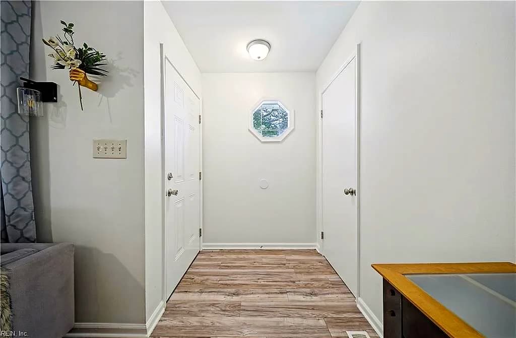 11 Linda DR, NEWPORT NEWS VA 23608 - Photo 4