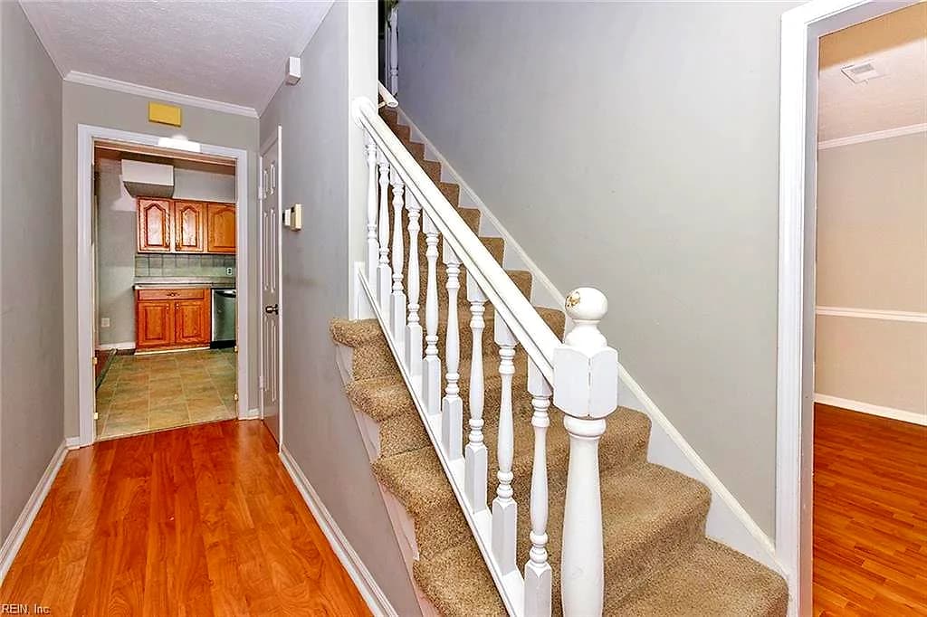 23 Natalie DR, HAMPTON VA 23666 - Photo 5