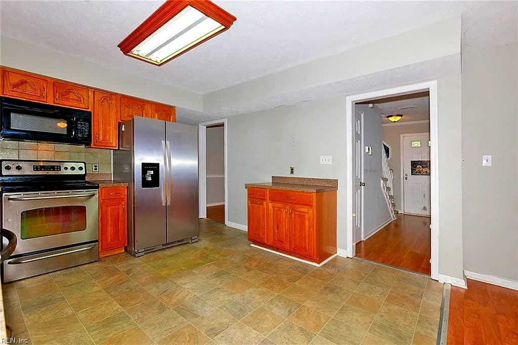 23 Natalie DR, HAMPTON VA 23666 thumb 6