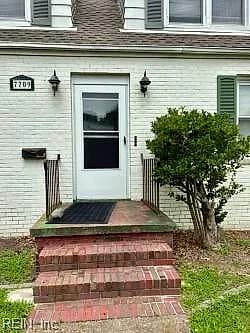 7709 Castleton PL #1, NORFOLK VA 23505 - Photo 4