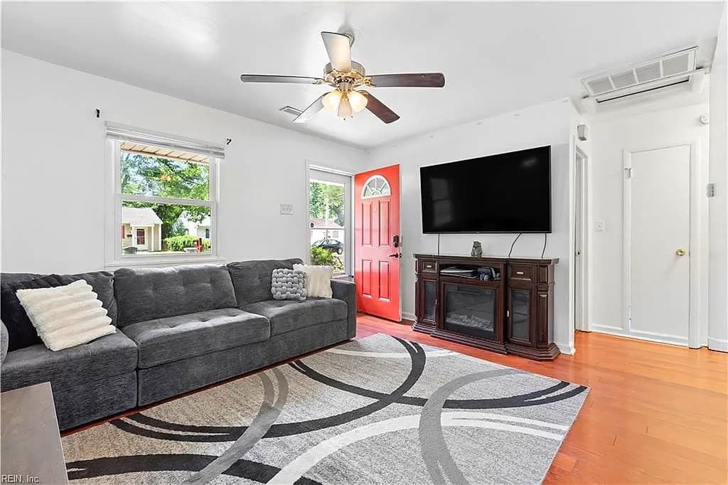 436 Marion RD, HAMPTON VA 23663 thumb 10
