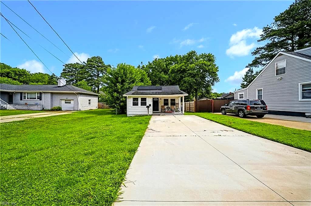 3804 Robin Hood RD, NORFOLK VA 23513 - Photo 5