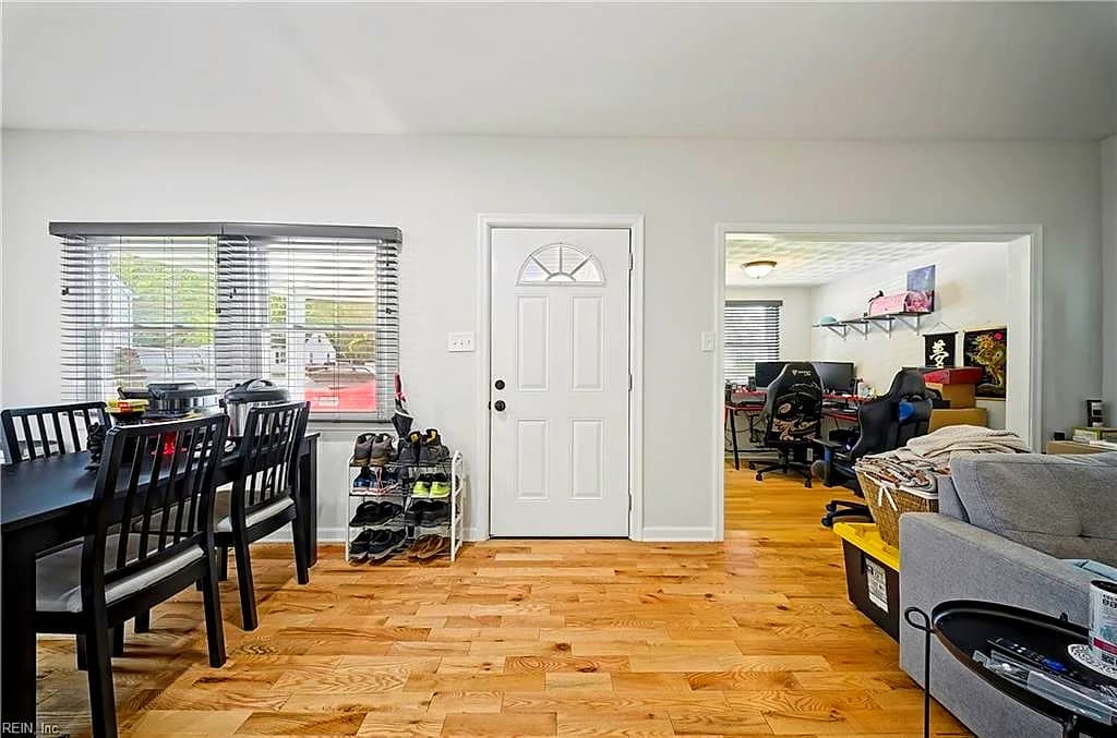 3804 Robin Hood RD, NORFOLK VA 23513 thumb 8
