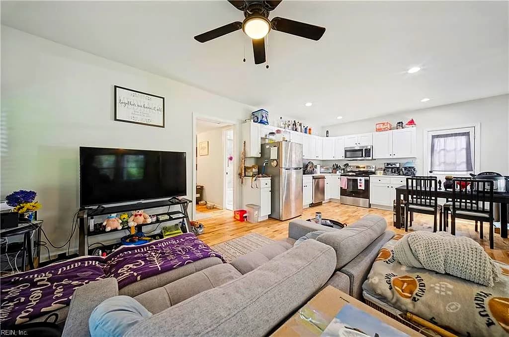 3804 Robin Hood RD, NORFOLK VA 23513 thumb 10
