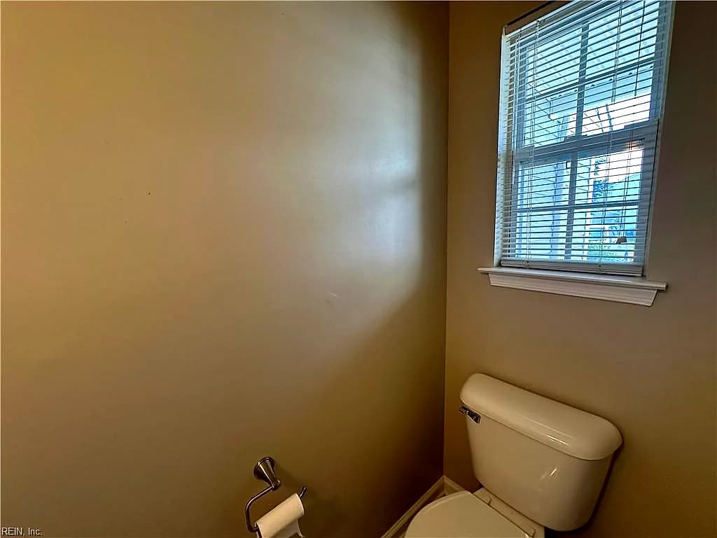 5042 Kemps Lake DR, VIRGINIA BEACH VA 23462 thumb 6