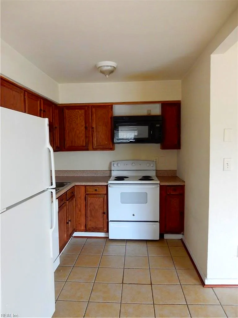 3536 E Ocean View AVE #B, NORFOLK VA 23518 thumb 6