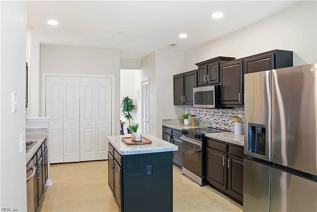 4025 Palmer CT, SUFFOLK VA 23435 thumb 12