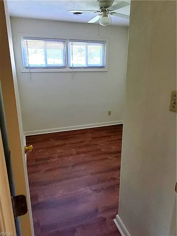 411 Gloucester AVE, PORTSMOUTH VA 23702 thumb 11