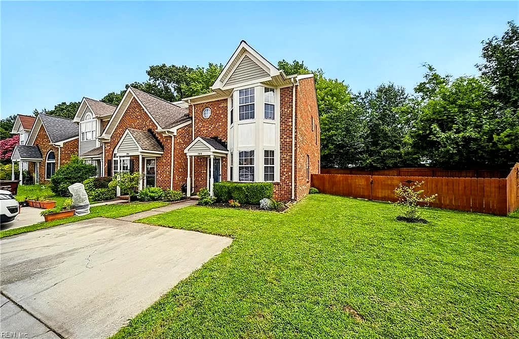 703 Hunters QUAY, CHESAPEAKE VA 23320 - Photo 4