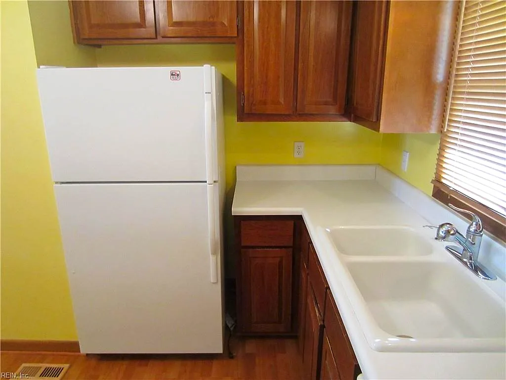 12 Waterview PT, HAMPTON VA 23666 thumb 6
