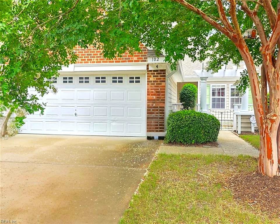 102 Lands End LN, CARROLLTON VA 23314 - Photo 4