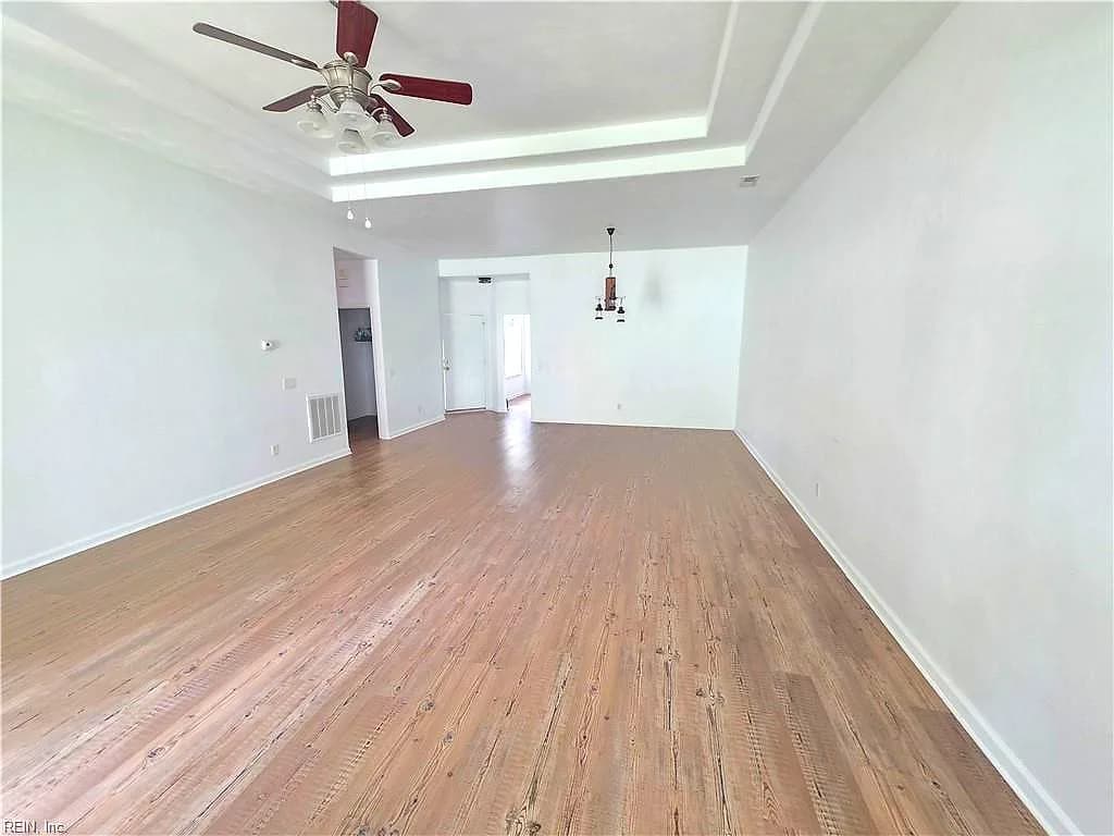 102 Lands End LN, CARROLLTON VA 23314 thumb 8