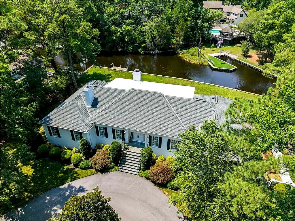 449 Discovery RD, VIRGINIA BEACH VA 23451 - Photo 3