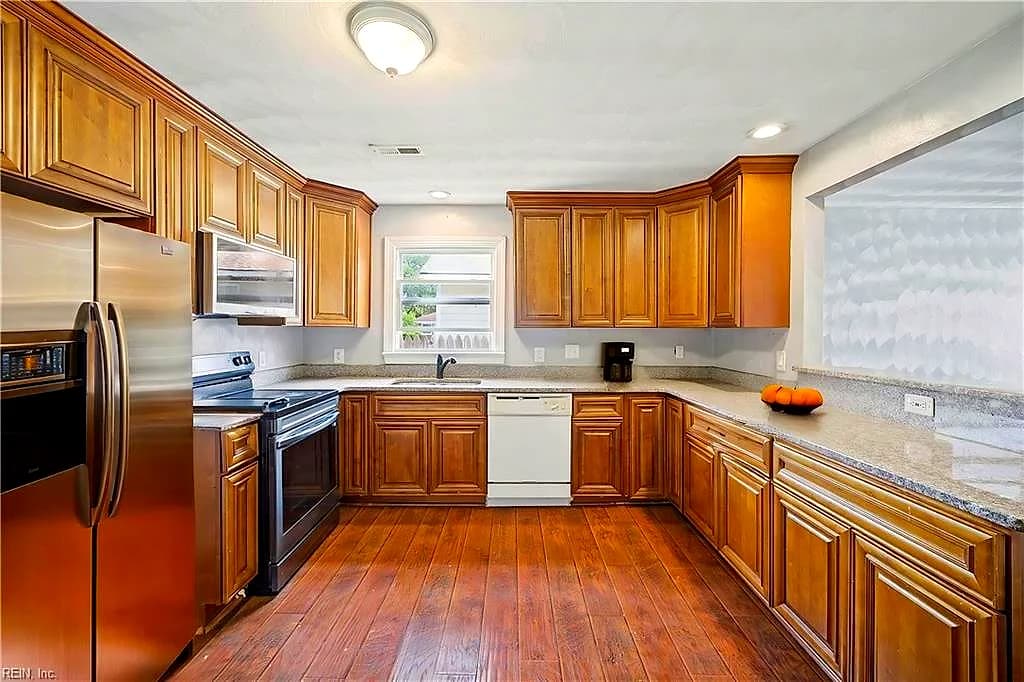 916 Hatton ST, NORFOLK VA 23523 thumb 6