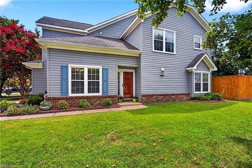 119 Wainwrights BND, YORKTOWN VA 23692 - Photo 3