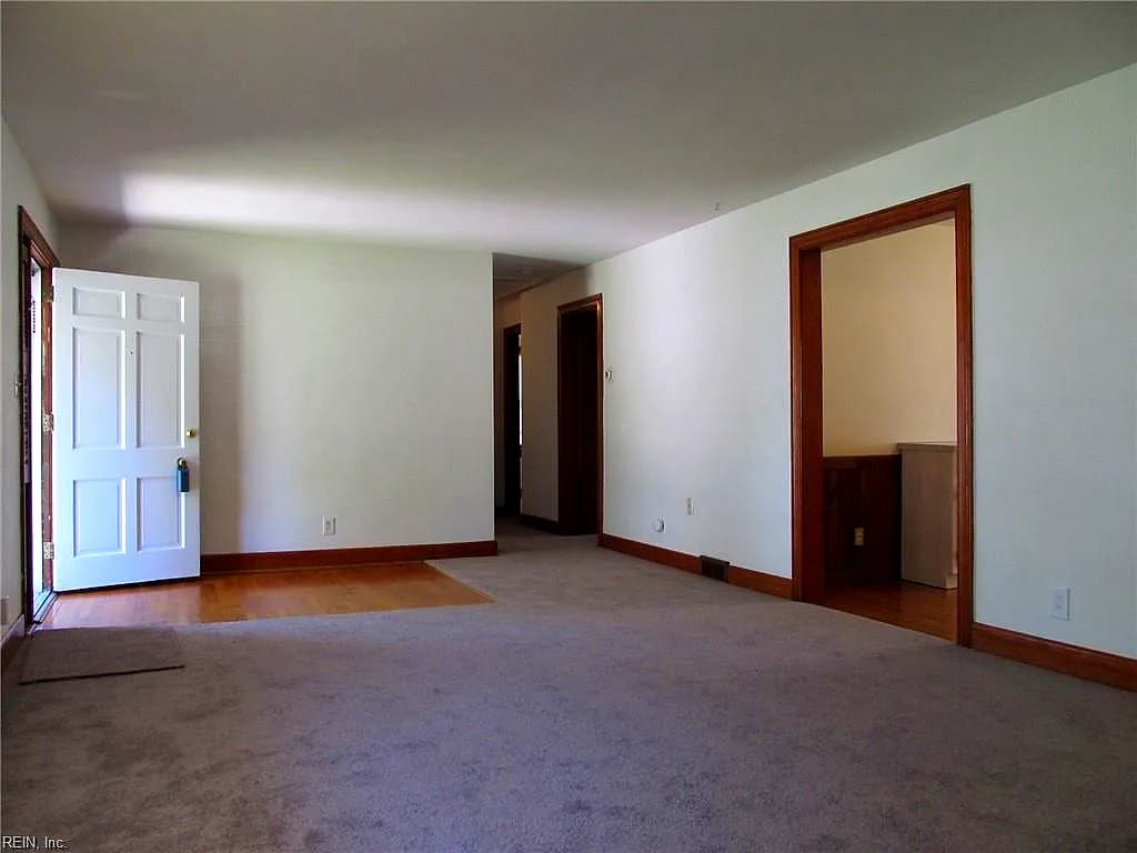 2217 Delwood RD, CHESAPEAKE VA 23323 thumb 6