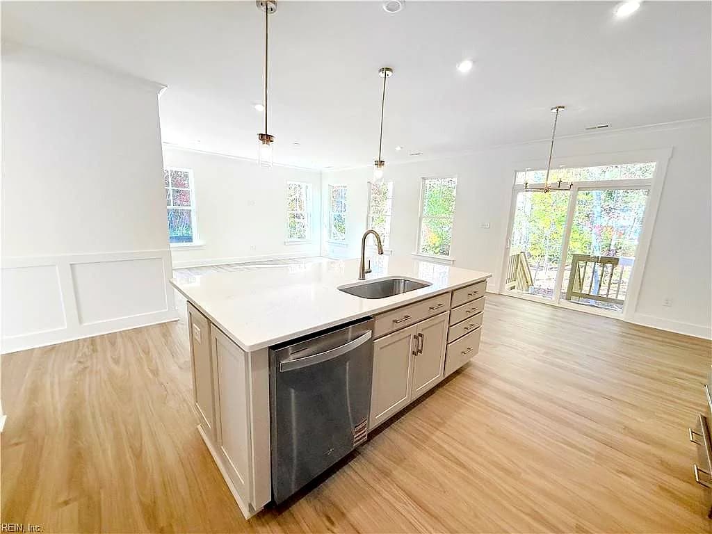 2102 Wentworth XING, SMITHFIELD VA 23430 thumb 7