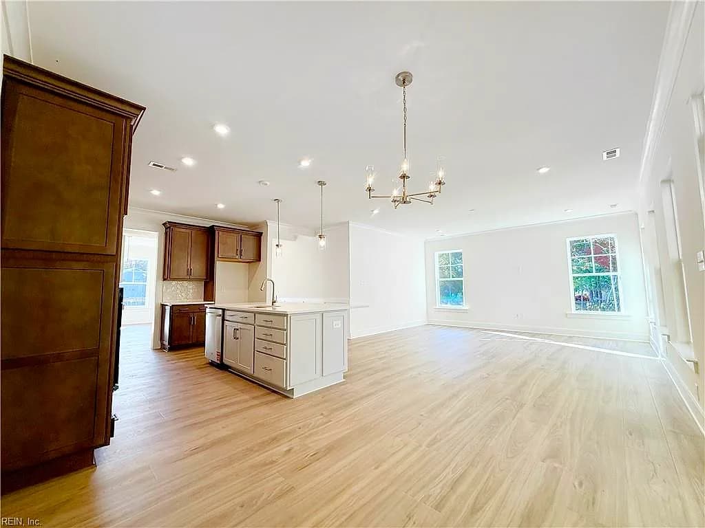 2102 Wentworth XING, SMITHFIELD VA 23430 thumb 8