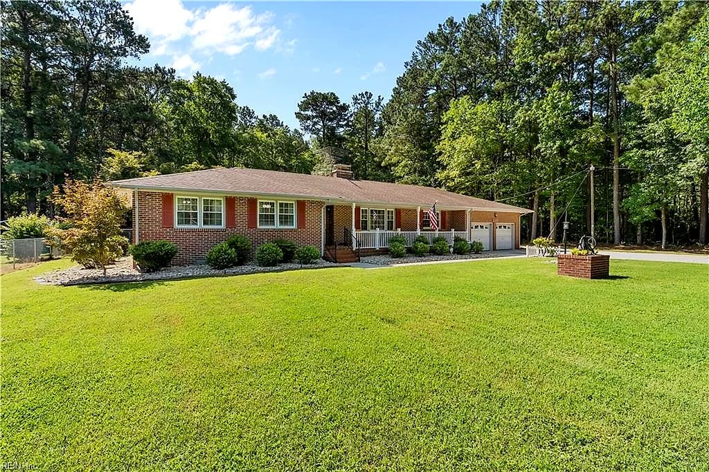 13315 Courthouse HWY, SMITHFIELD VA 23430 - Photo 3