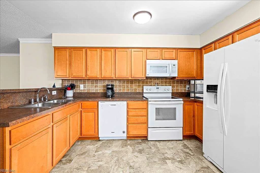 1904 Lapis LN, VIRGINIA BEACH VA 23456 thumb 12